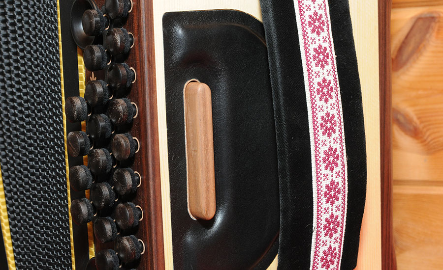 Steirische Harmonika Königsholz Bassseite